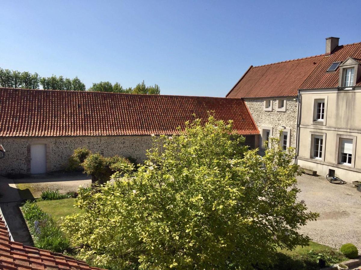 Ferme de la Haute-Escalles Extérieur photo